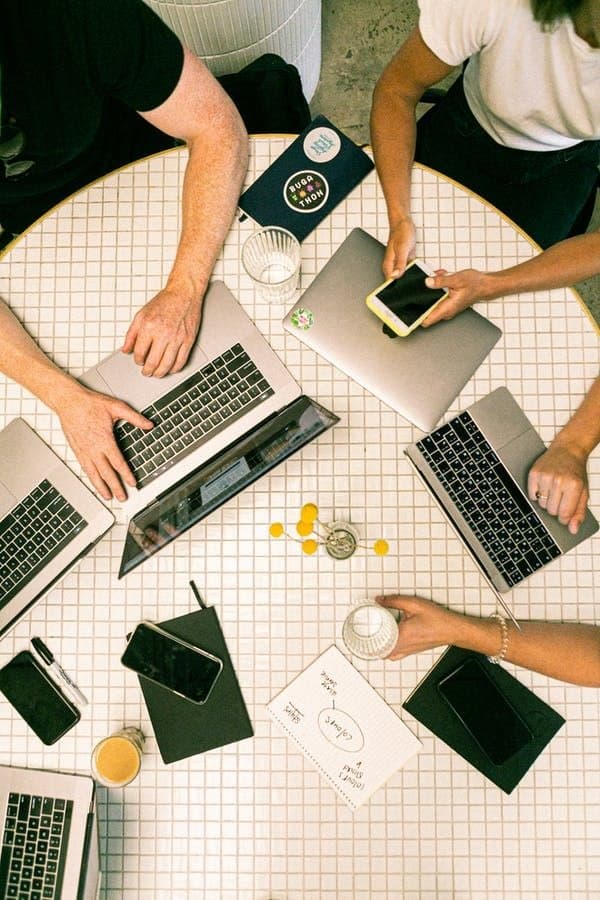 Social & Ads